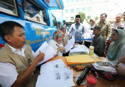 Layanan Mobile e-KTP Efektif Kumpul Data Kependudukan